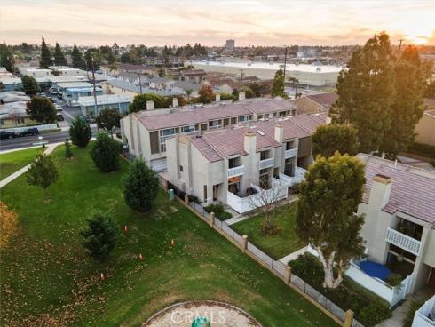 380 W Wilson B106 , Costa Mesa, CA