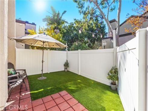 924  Hyde   Court, Costa Mesa, CA