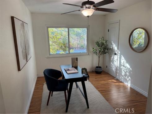 2437  Fordham  , Costa Mesa, CA