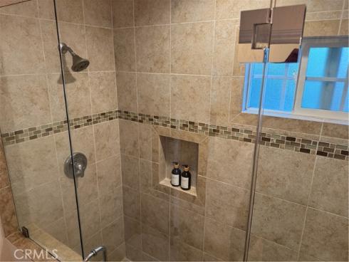 2437  Fordham  , Costa Mesa, CA