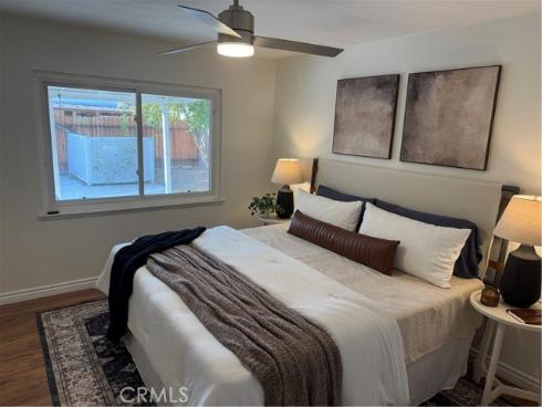 2437  Fordham  , Costa Mesa, CA