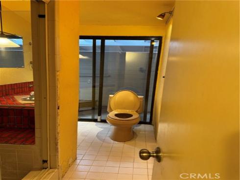 249 E Wilson , Costa Mesa, CA