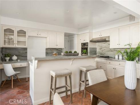 337 Vista Baya , Costa Mesa, CA