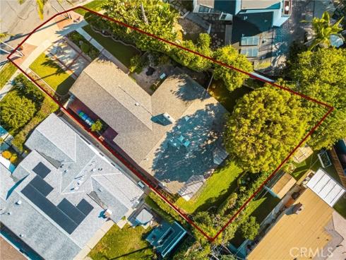 337 Vista Baya , Costa Mesa, CA