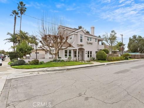 1938  Westminster  , Costa Mesa, CA