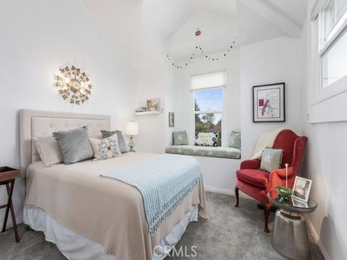 1938  Westminster  , Costa Mesa, CA