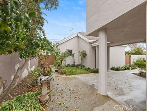 1938  Westminster  , Costa Mesa, CA