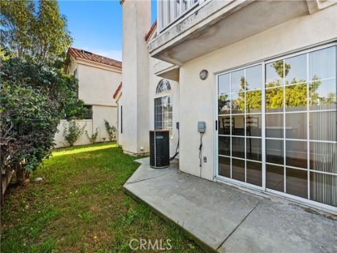 286  Carefree  , Costa Mesa, CA