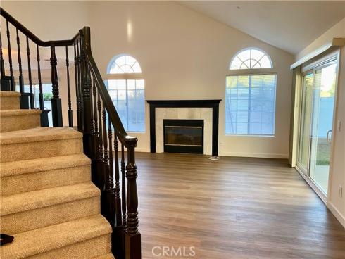 286  Carefree  , Costa Mesa, CA