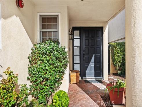 286  Carefree  , Costa Mesa, CA