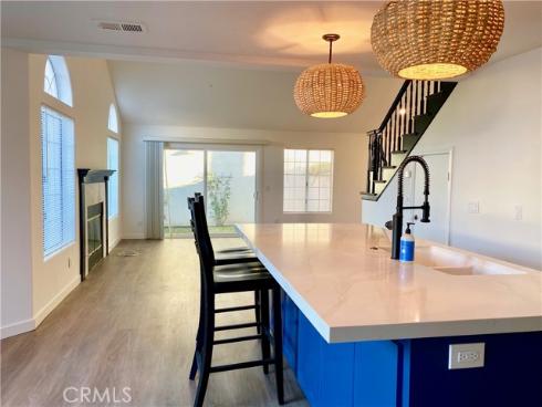 286  Carefree  , Costa Mesa, CA