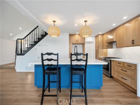 286  Carefree  , Costa Mesa, CA