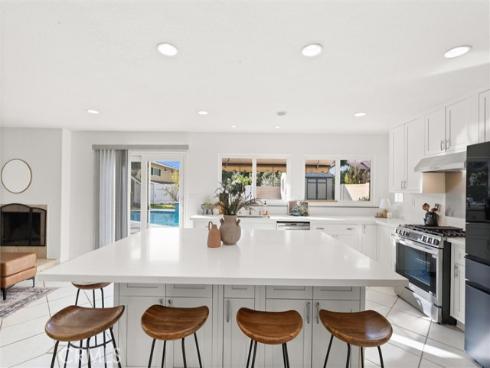 2761  Bunting  , Costa Mesa, CA