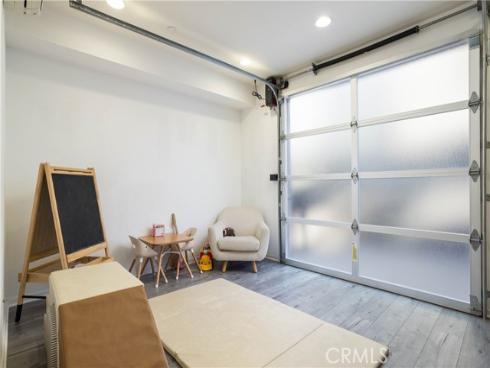 1532  Maxwell Way  , Costa Mesa, CA