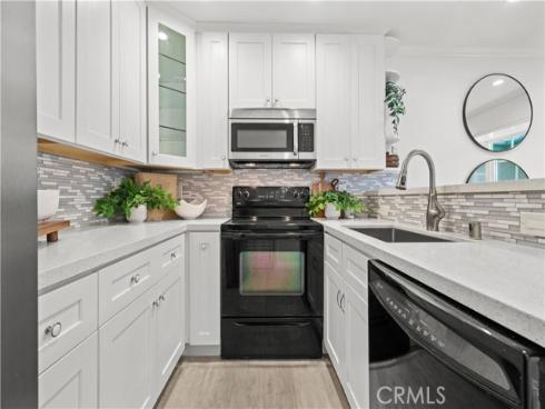 1845  Anaheim  9B  Avenue, Costa Mesa, CA