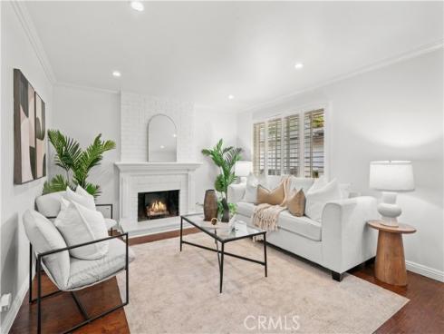 1845  Anaheim  9B  Avenue, Costa Mesa, CA