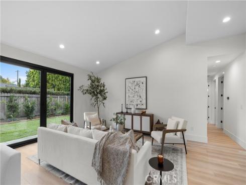 1935  Tustin  , Costa Mesa, CA