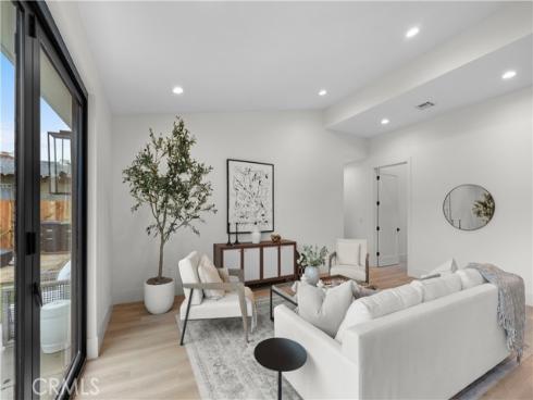 1935  Tustin  , Costa Mesa, CA