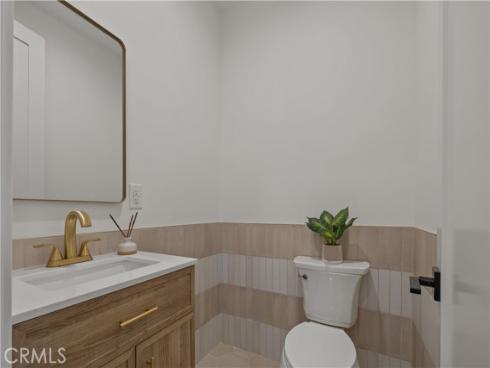 1935  Tustin  , Costa Mesa, CA