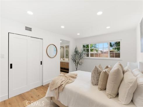 2943  Baker   Street, Costa Mesa, CA