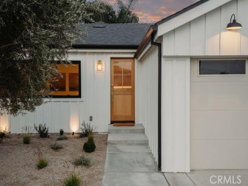 208  Susannah Place  , Costa Mesa, CA