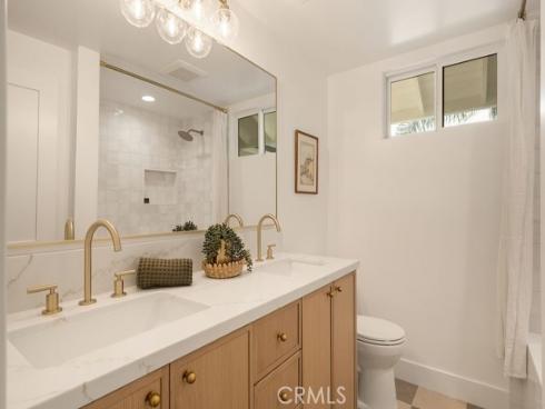 208  Susannah Place  , Costa Mesa, CA