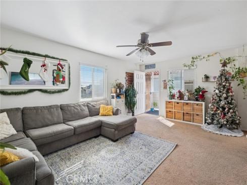 2121  Orange   Avenue, Costa Mesa, CA