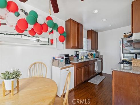 2121  Orange   Avenue, Costa Mesa, CA