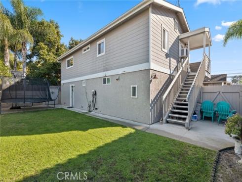 2121  Orange   Avenue, Costa Mesa, CA