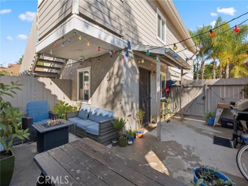 2121  Orange   Avenue, Costa Mesa, CA