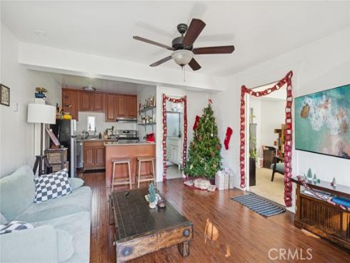 2121  Orange   Avenue, Costa Mesa, CA