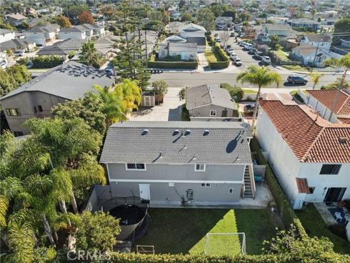 2121  Orange   Avenue, Costa Mesa, CA