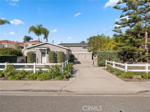 2121  Orange   Avenue, Costa Mesa, CA