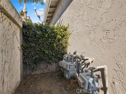 2121  Orange   Avenue, Costa Mesa, CA