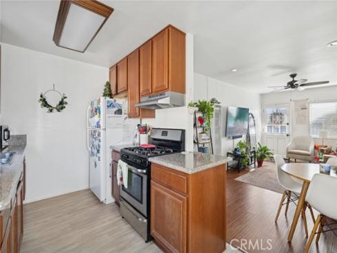 2121  Orange   Avenue, Costa Mesa, CA