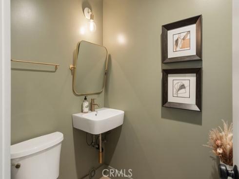 1086  Vallejo  , Costa Mesa, CA