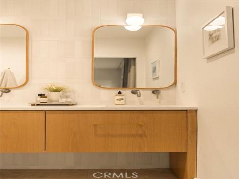 1086  Vallejo  , Costa Mesa, CA