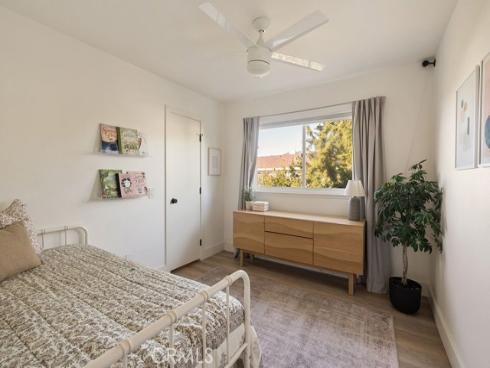 1086  Vallejo  , Costa Mesa, CA