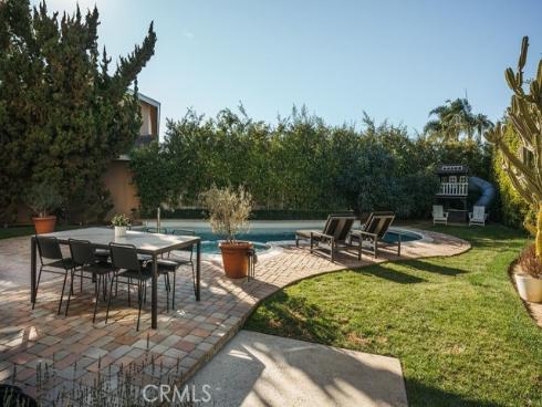 1086  Vallejo  , Costa Mesa, CA