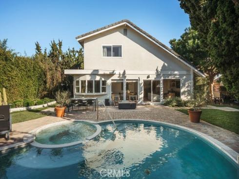 1086  Vallejo  , Costa Mesa, CA