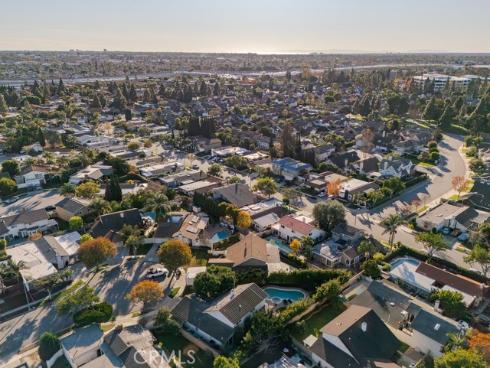 1086  Vallejo  , Costa Mesa, CA