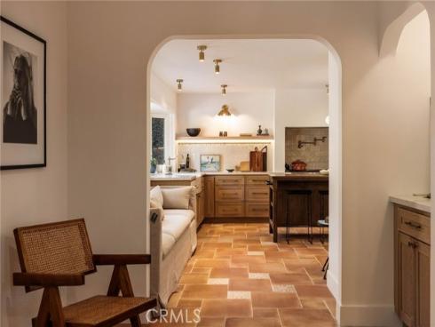 1096  Tulare  , Costa Mesa, CA