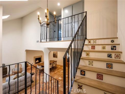 1096  Tulare  , Costa Mesa, CA