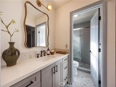 1096  Tulare  , Costa Mesa, CA