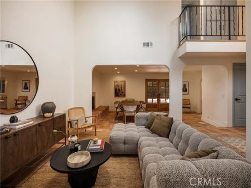 1096  Tulare  , Costa Mesa, CA