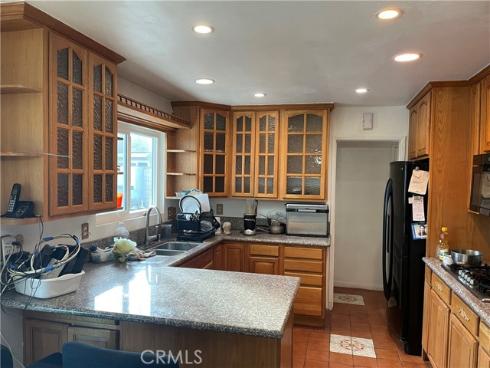 825  Sonora   Road, Costa Mesa, CA