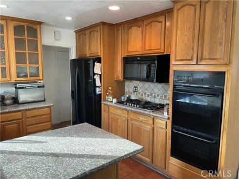 825  Sonora   Road, Costa Mesa, CA