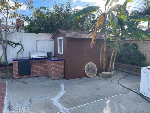 825  Sonora   Road, Costa Mesa, CA