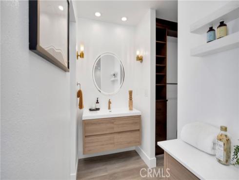 1657  Texas  , Costa Mesa, CA