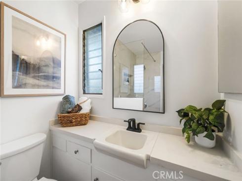 1741  Tustin  11A  Avenue, Costa Mesa, CA